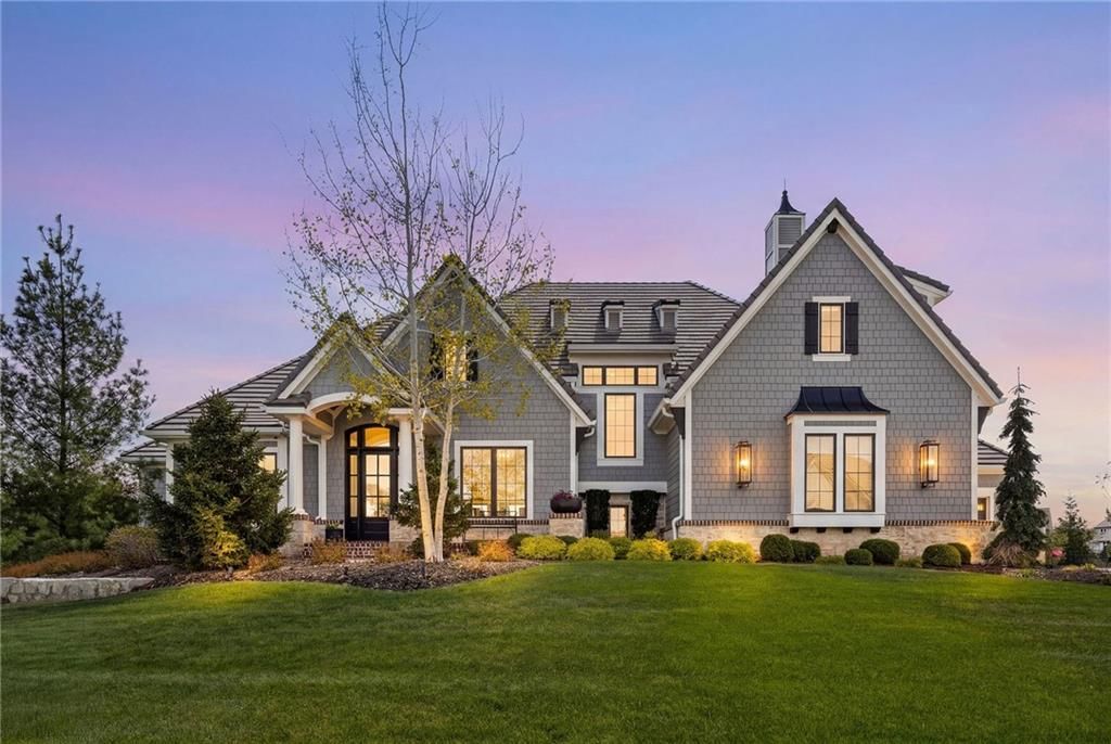 16913 Bond Street, Overland Park, KS