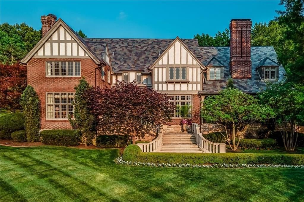 5800 Brookbank Lane, Mission Hills, KS
