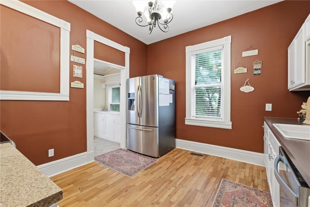 901 W White Oak Street — photo 19