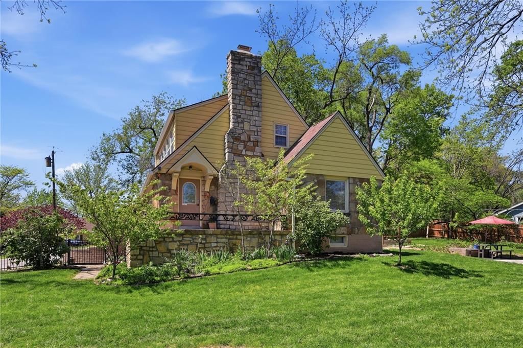 5451 NW Venetian Drive — photo 4