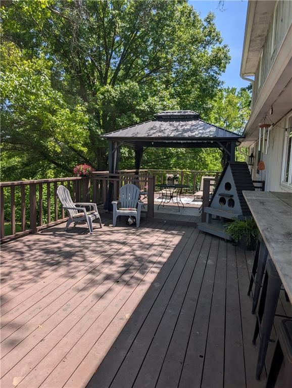 106 Walnut Drive — photo 8