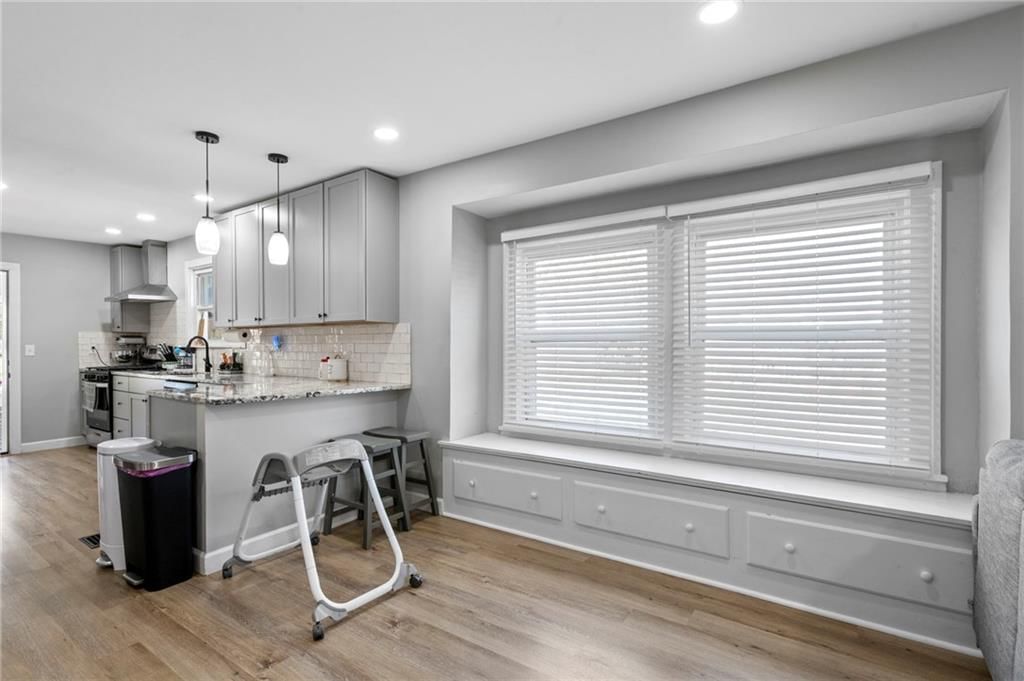 200 E Whittier Street — photo 7