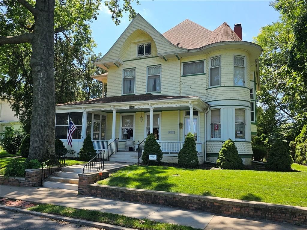 409 N Esplanade Street, Leavenworth, KS