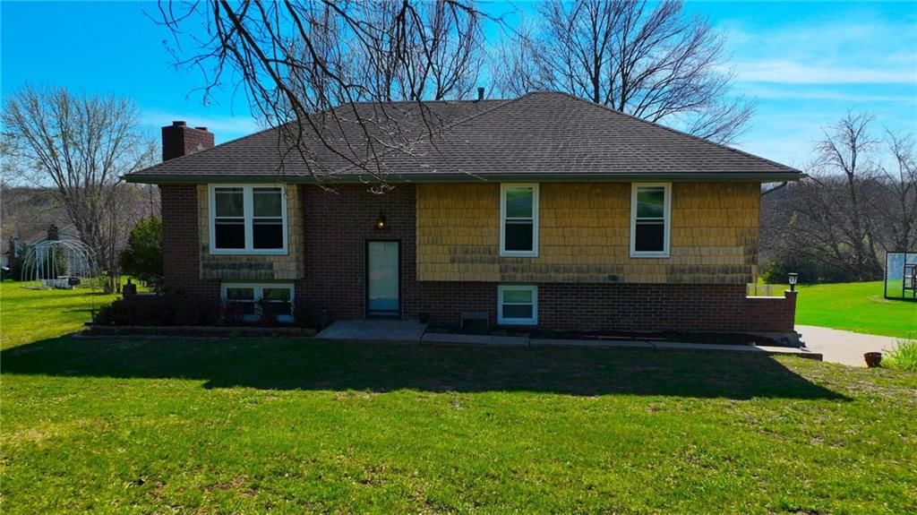 6470 SE Horseshoe Drive, Holt