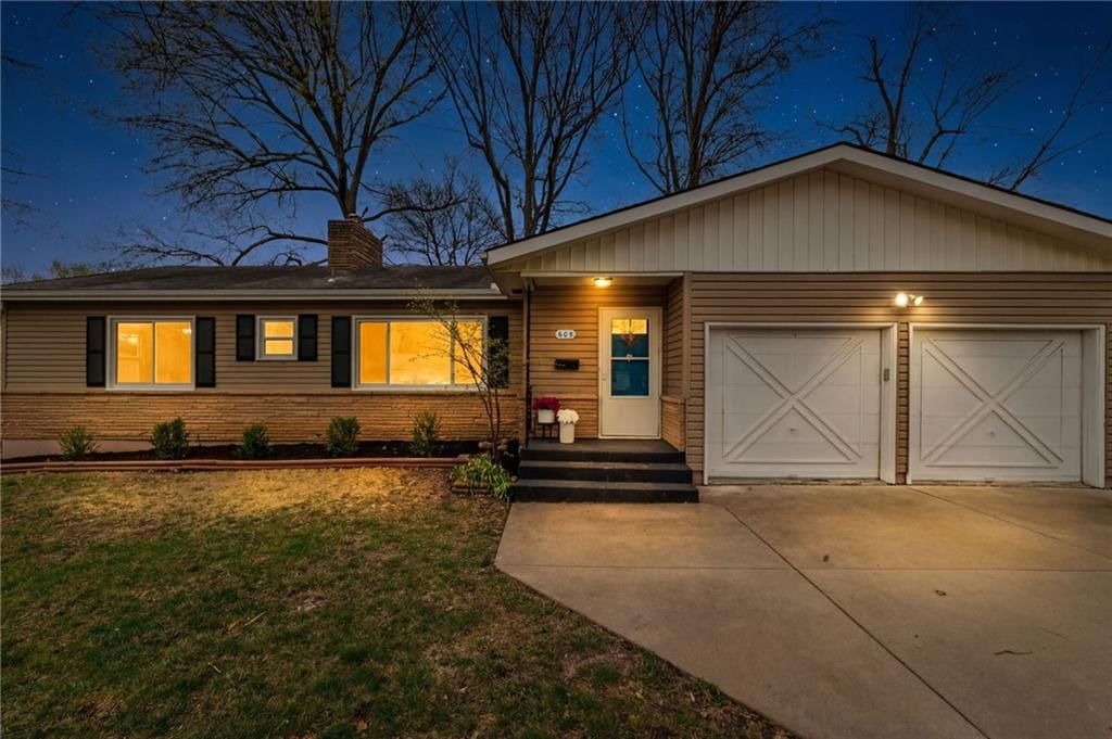 605 SE 5th Street, Lee's Summit, MO