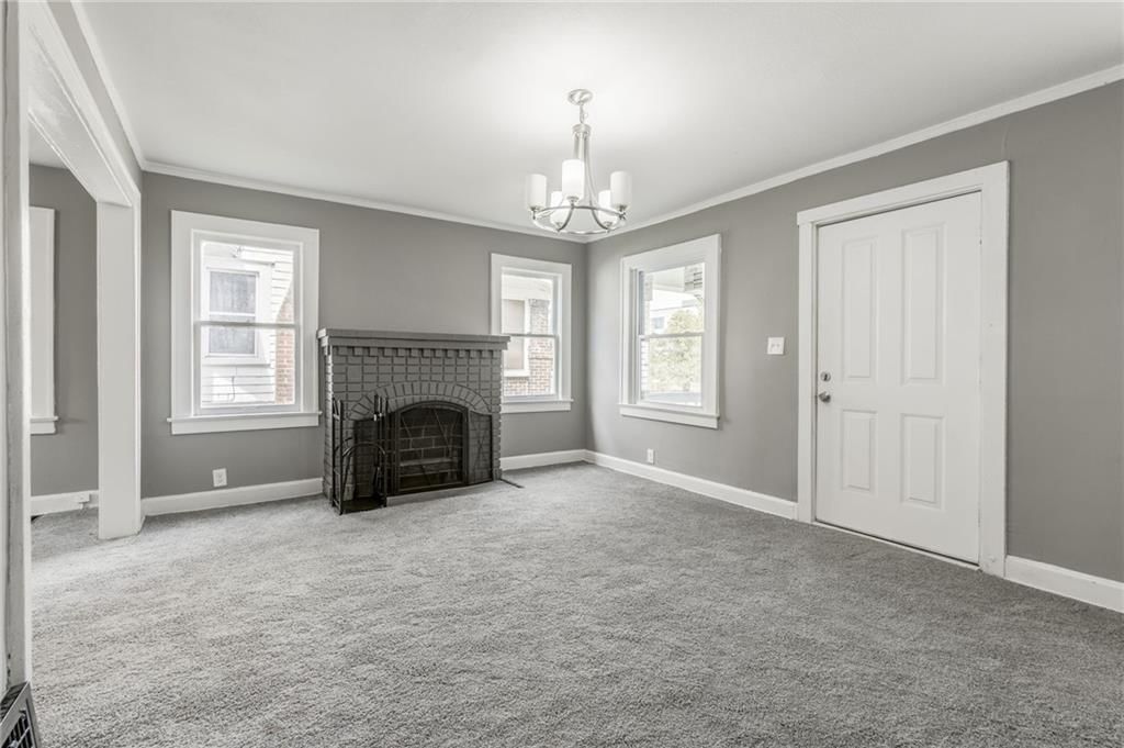 2219 E Meyer Boulevard — photo 7