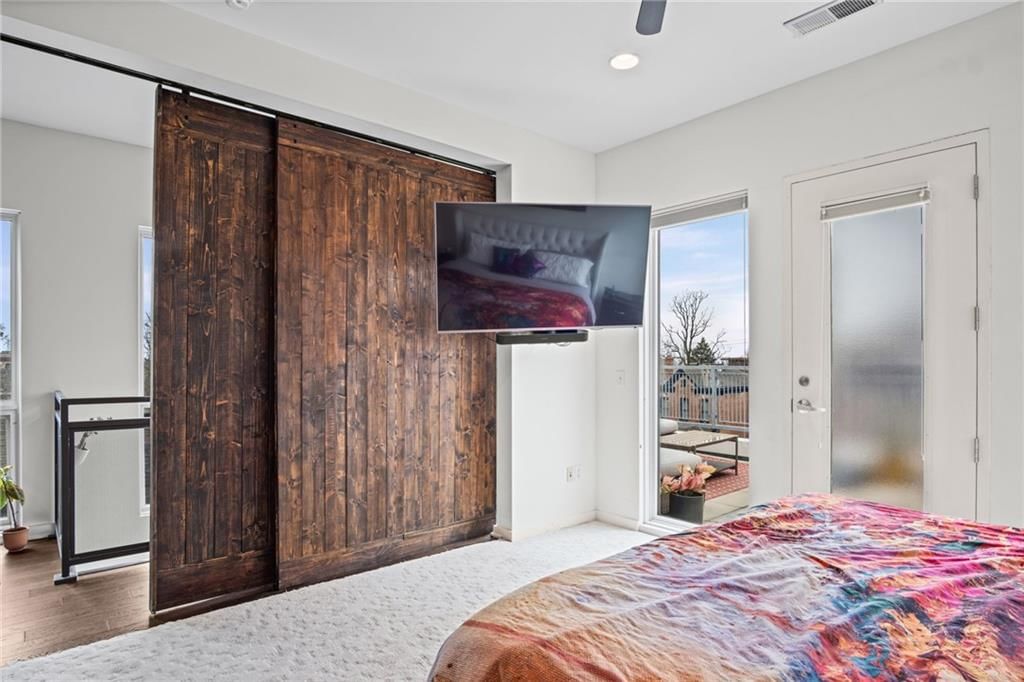 1605 Summit Street — photo 23