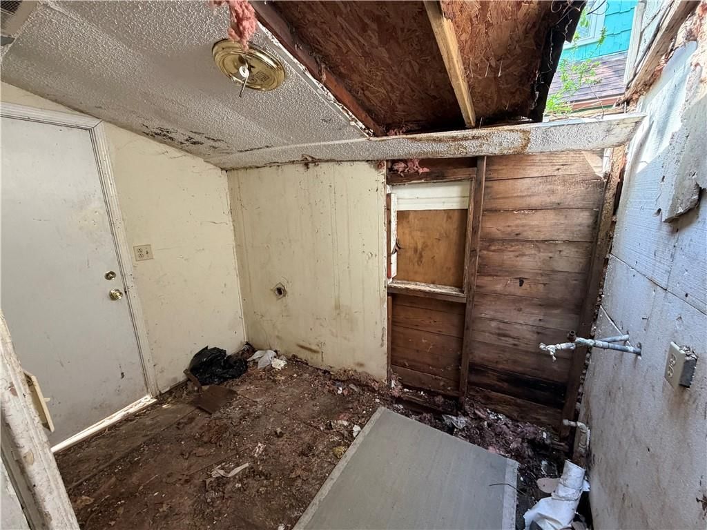 7708 Grand Avenue — photo 10