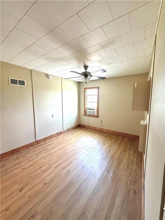 113 E Marshall Street — photo 12