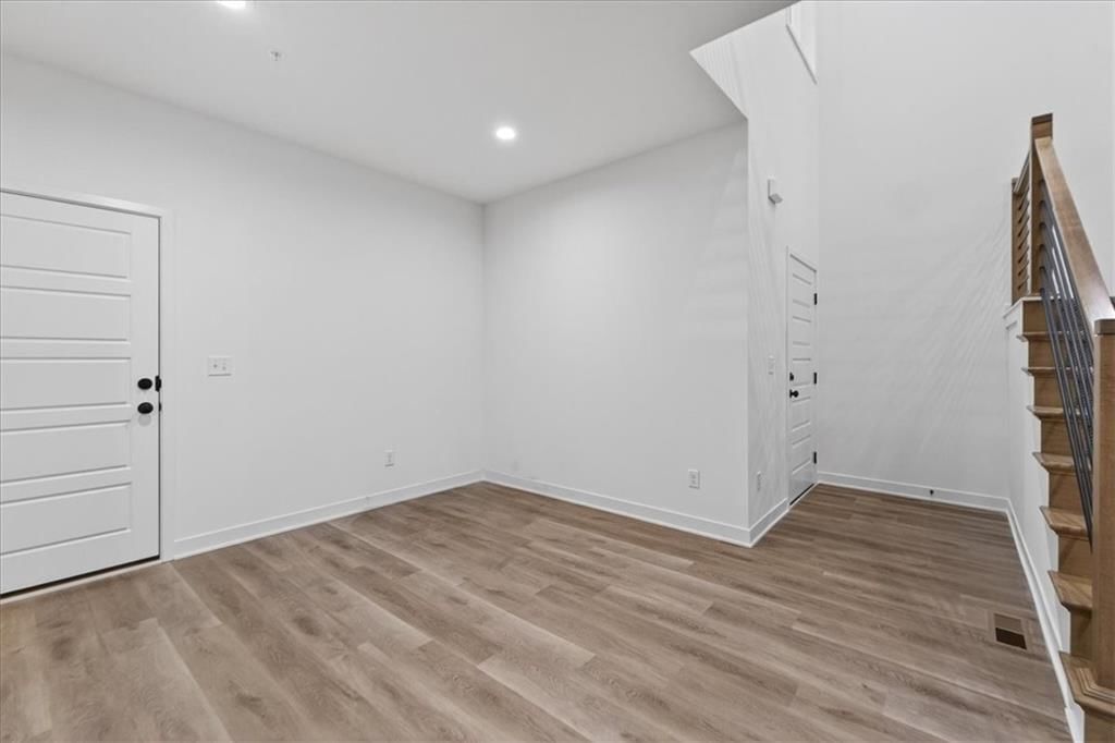9326 Freedom Street — photo 4