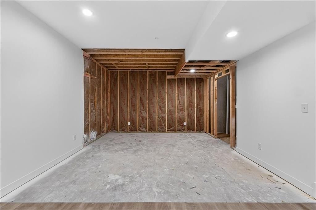 9326 Freedom Street — photo 54