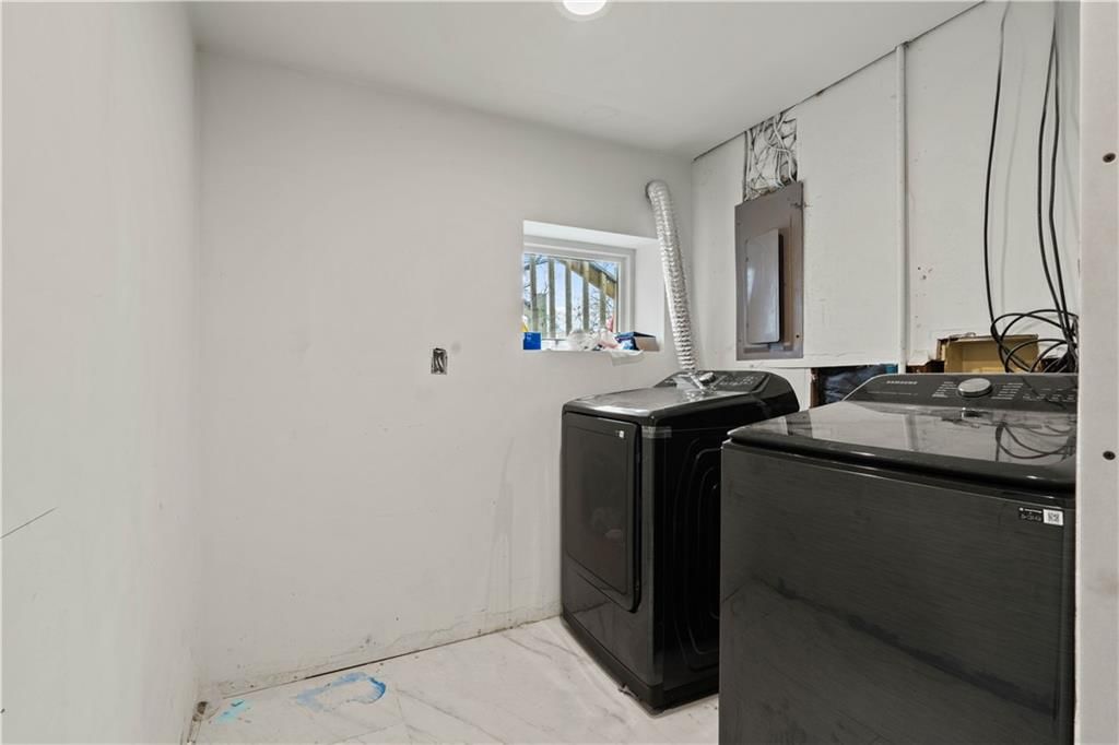 12318 S Locust Circle — photo 21