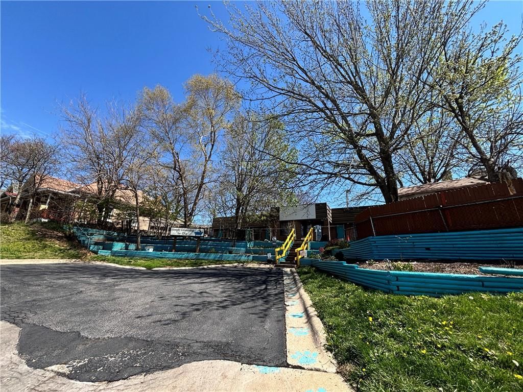 2939 Cherry Street — photo 4