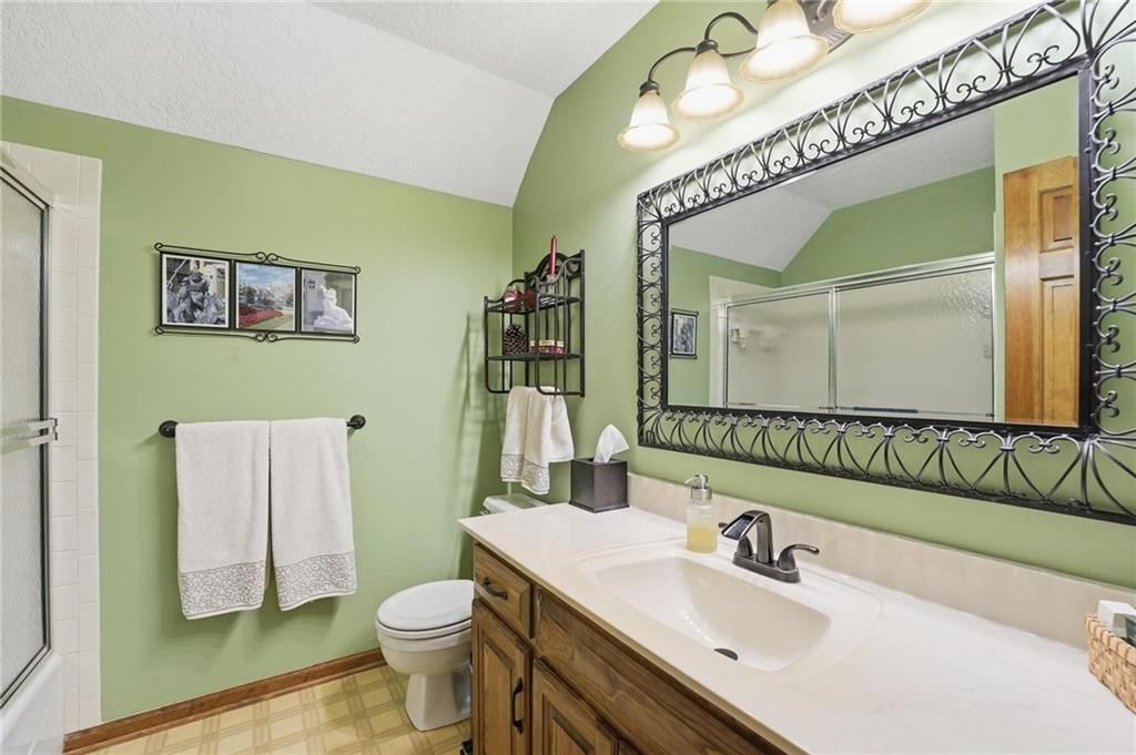 1204 SE 11th Street — photo 33