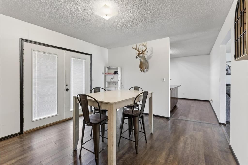 521 Sunset Circle — photo 8