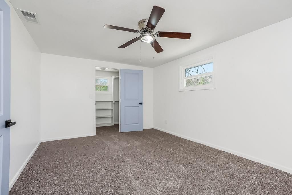 1800 E Blue Ridge Boulevard — photo 19