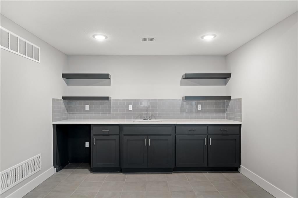 2328 W Wabash Street — photo 42