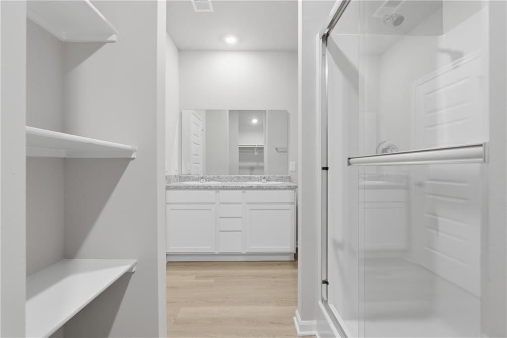 621 W Bluebird Street — photo 14