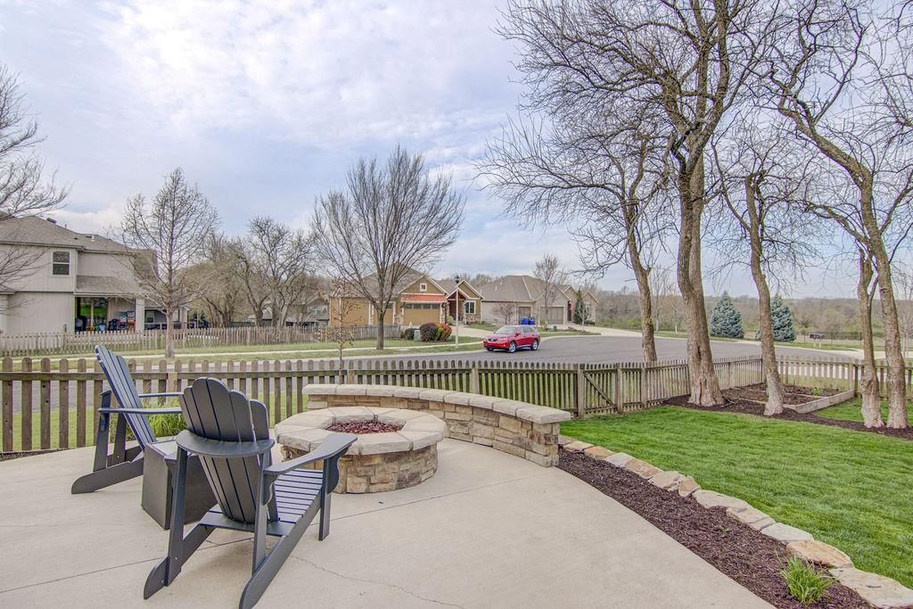 8012 Apache Road — photo 33