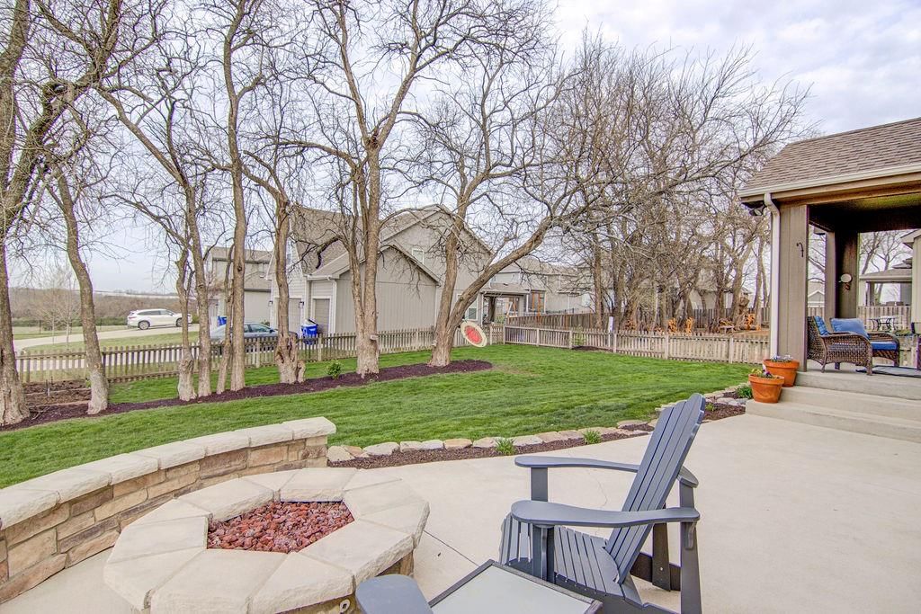 8012 Apache Road — photo 35