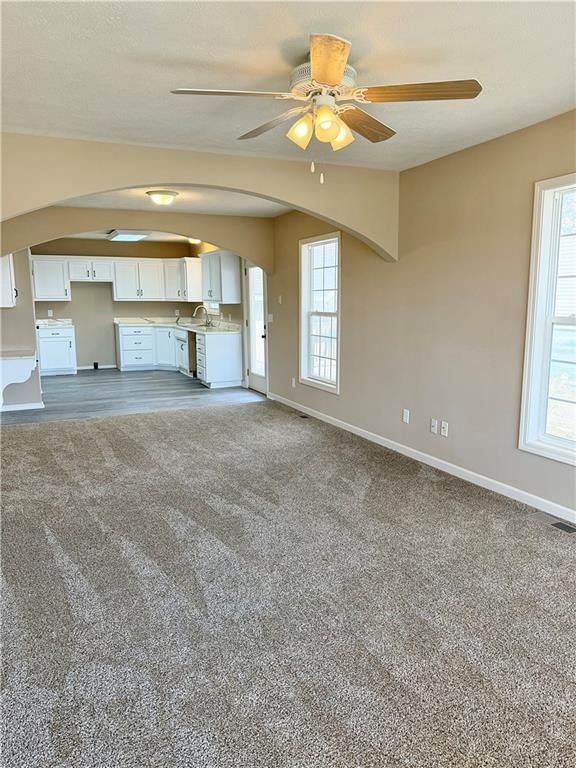 904 W Fort Scott Street — photo 4