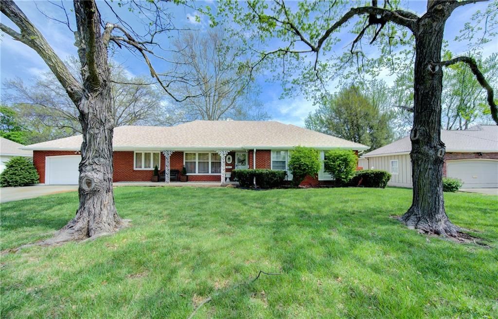6617 Sterling Avenue, Raytown, MO