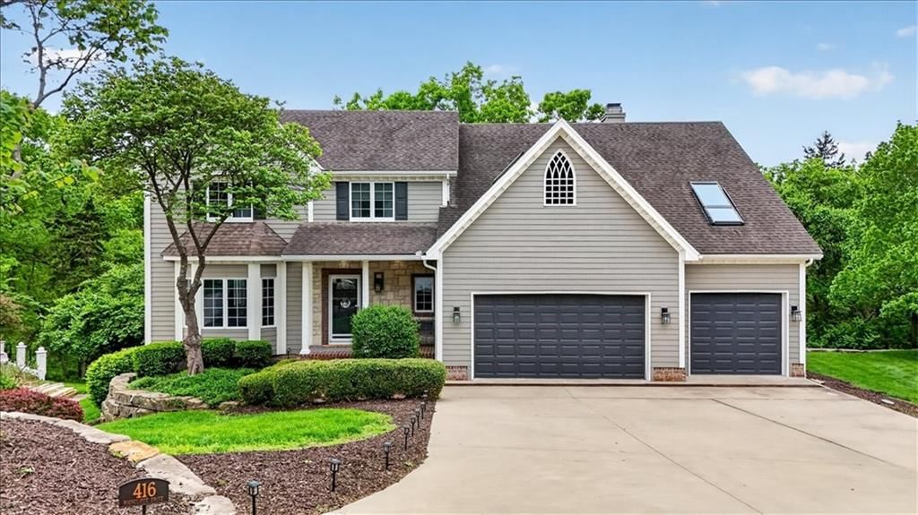 416 NW HIGHCLIFFE Circle, Lee's Summit, MO