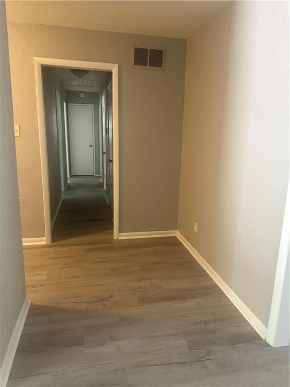 2532 S 51st Terrace — photo 8