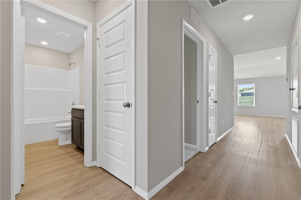 20829 Fairview Street — photo 3
