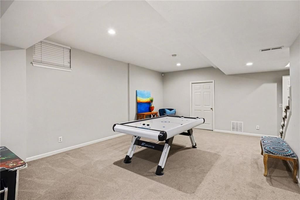9101 W 140th Street — photo 35