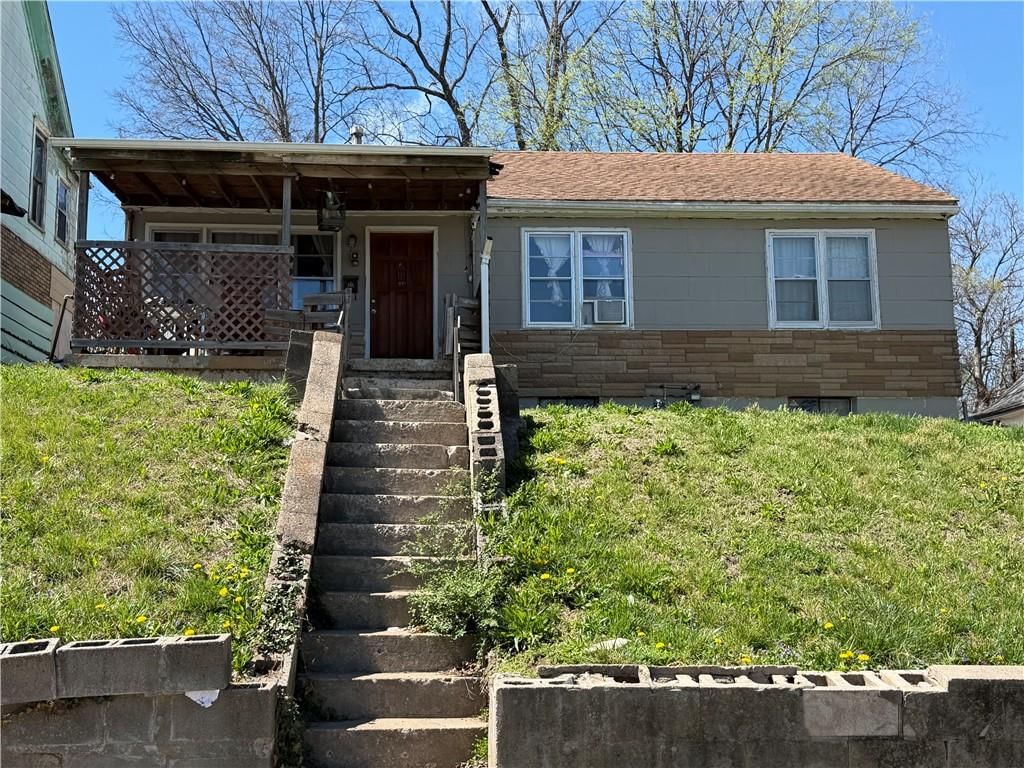 340 N Topping Avenue, Kansas City, MO
