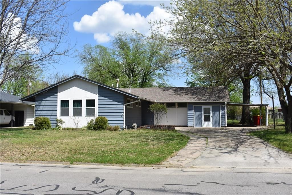 707 Normal Street — photo 1