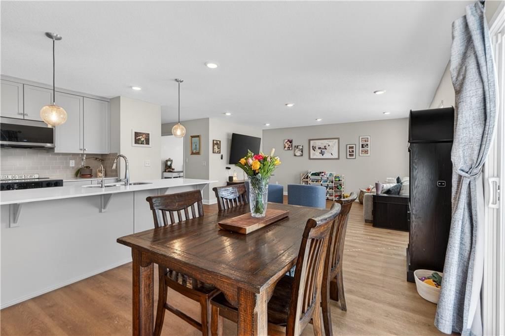 408 Woodview Drive — photo 5