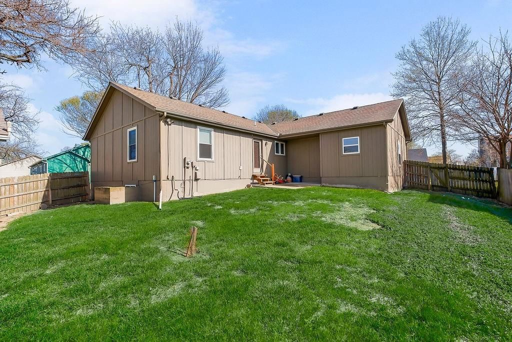 116 E Westhoff Place — photo 27