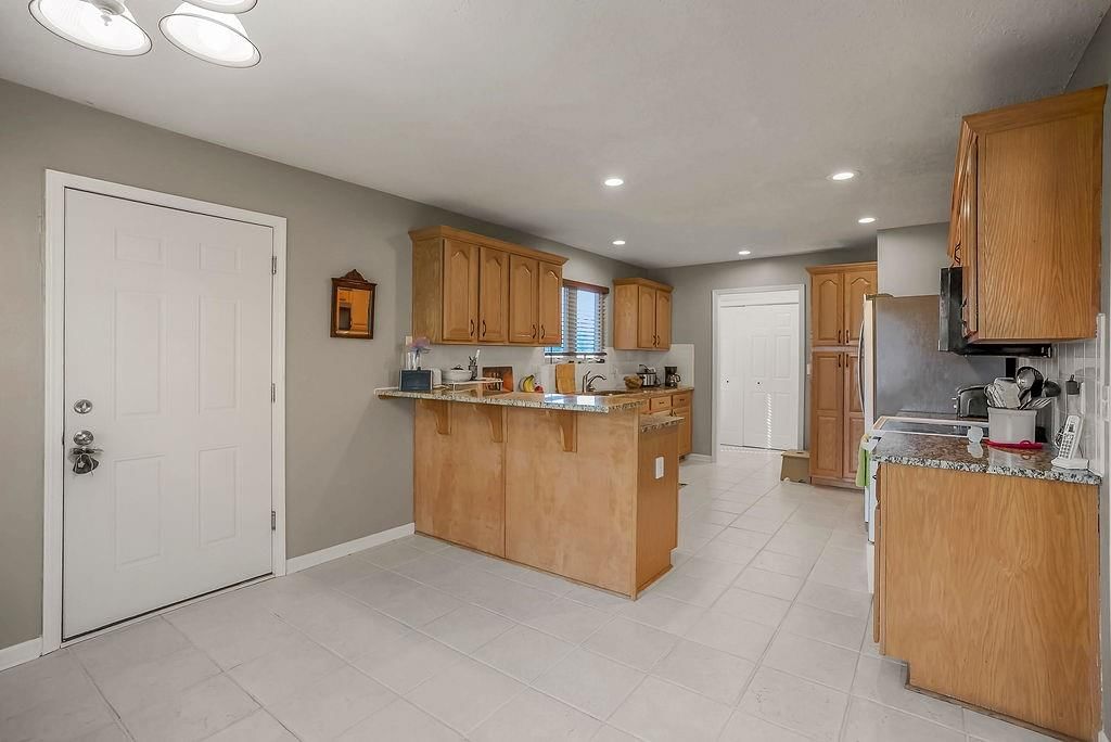 116 E Westhoff Place — photo 5