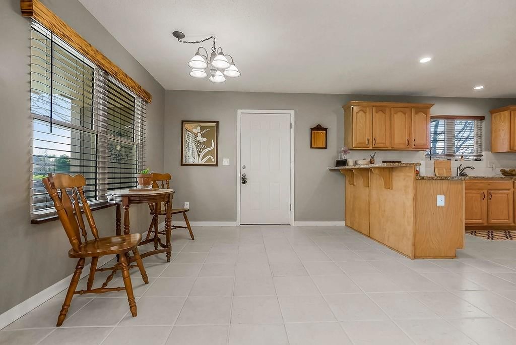 116 E Westhoff Place — photo 10