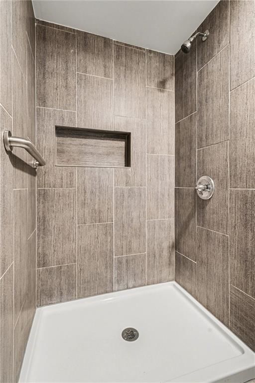 11939 Smalley Avenue — photo 24