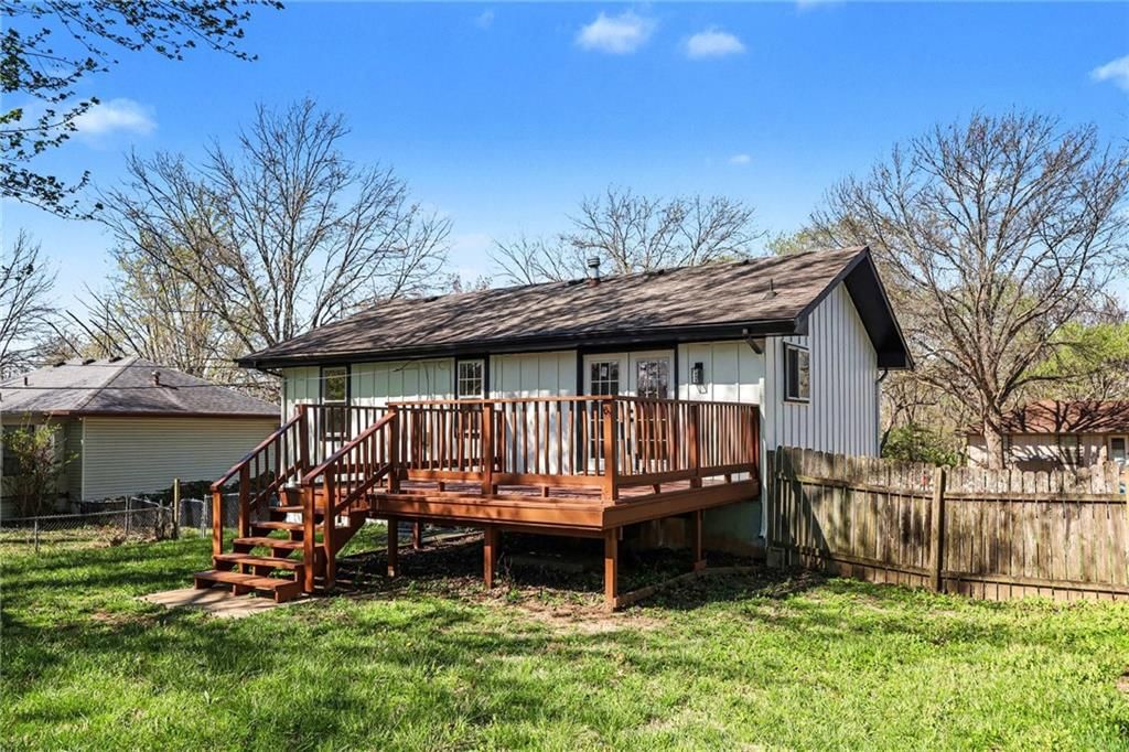 11939 Smalley Avenue — photo 36