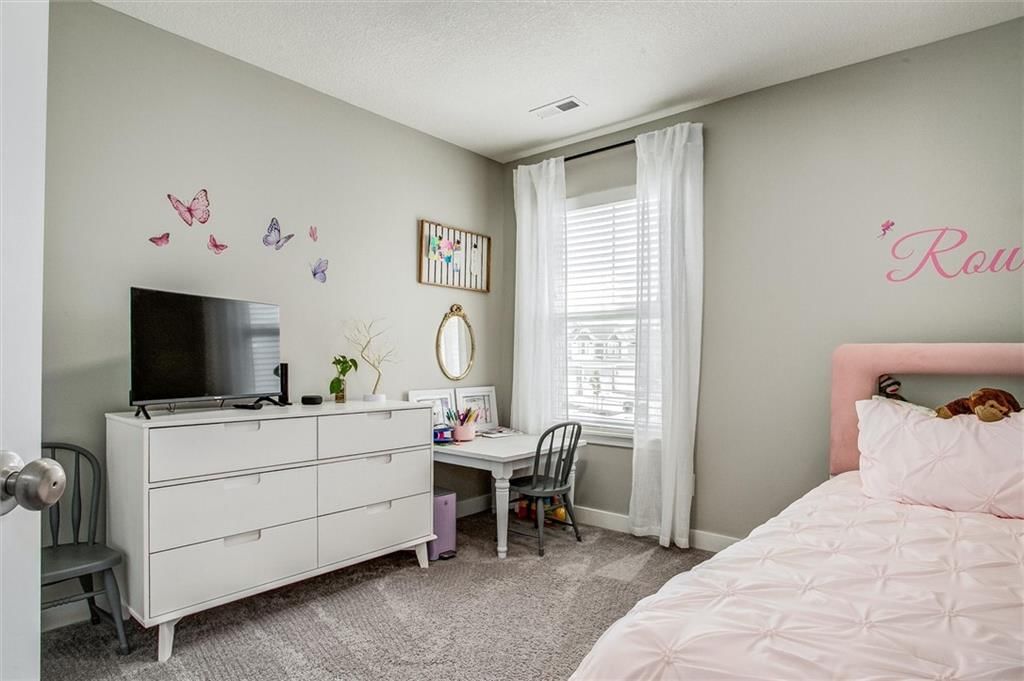 2102 SW Holdbrooks Drive — photo 17