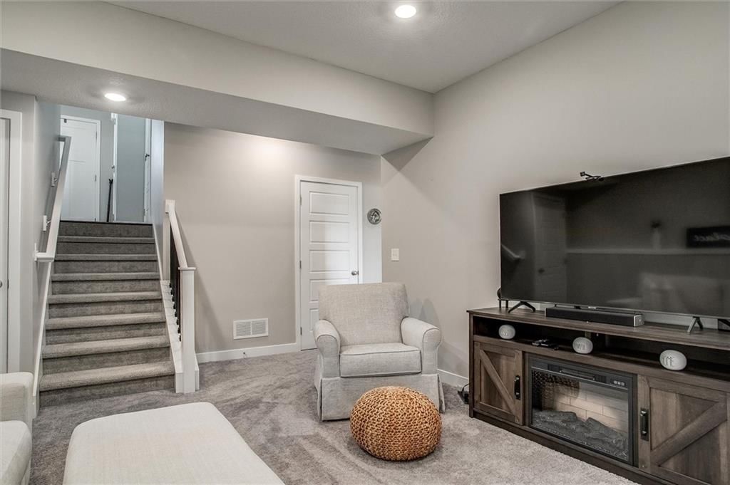 2102 SW Holdbrooks Drive — photo 19