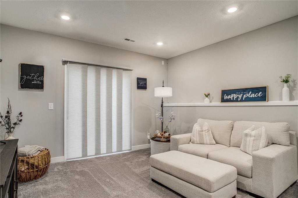 2102 SW Holdbrooks Drive — photo 21