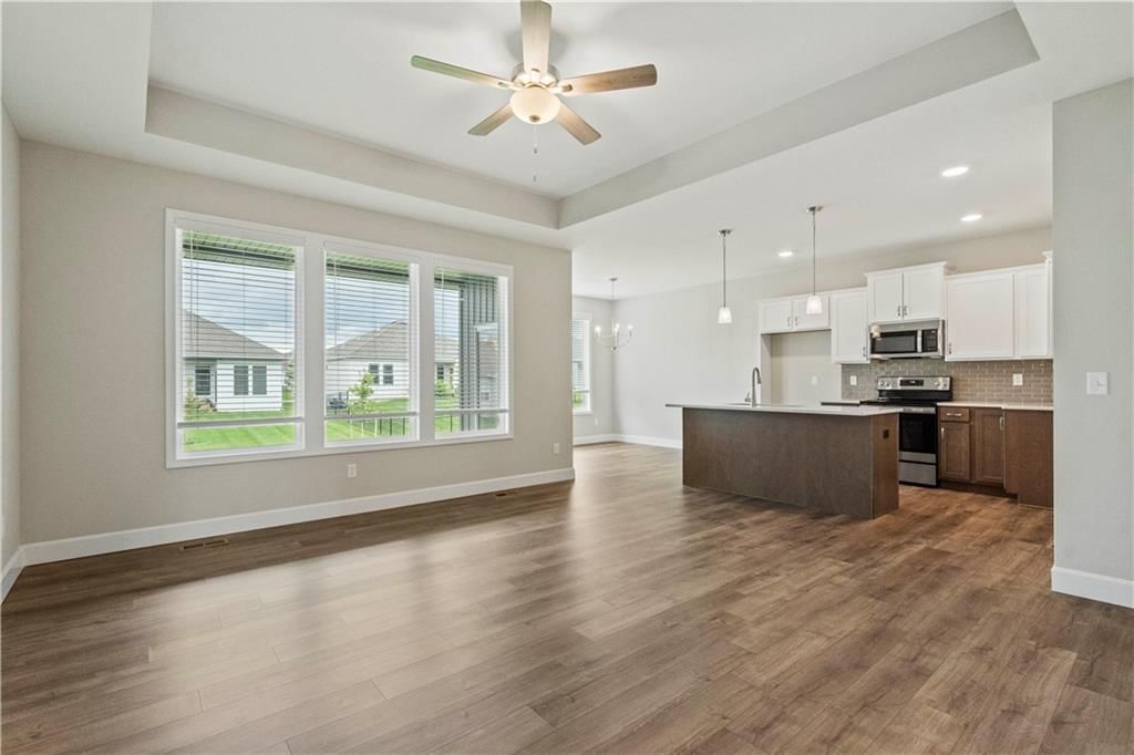 12424 S Redwood Street — photo 3