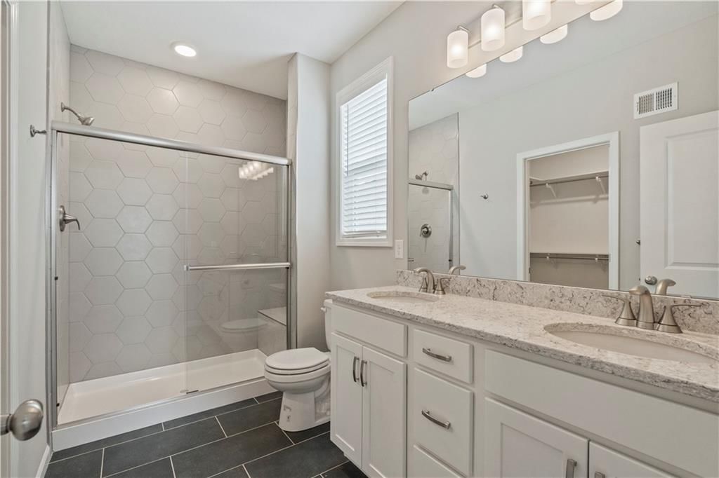 12424 S Redwood Street — photo 8