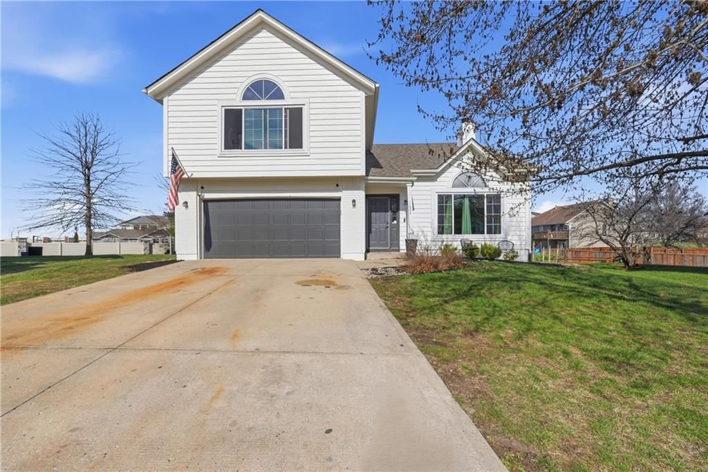 1624 SE 11th Street, Lee's Summit, MO