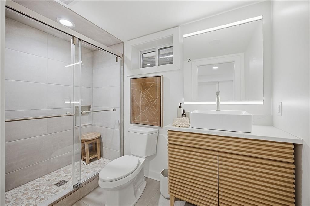 9526 Manor Road — photo 45
