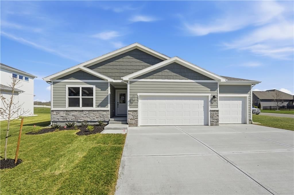 4809 SW 6th Terrace, Blue Springs, MO
