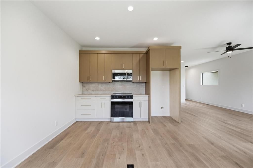 223-225 NW Orchard Court — photo 10