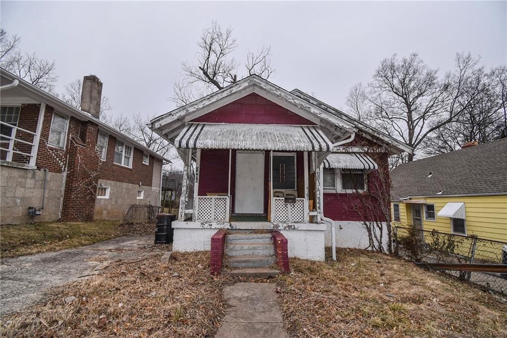 5406 Jackson Avenue, Kansas City, MO