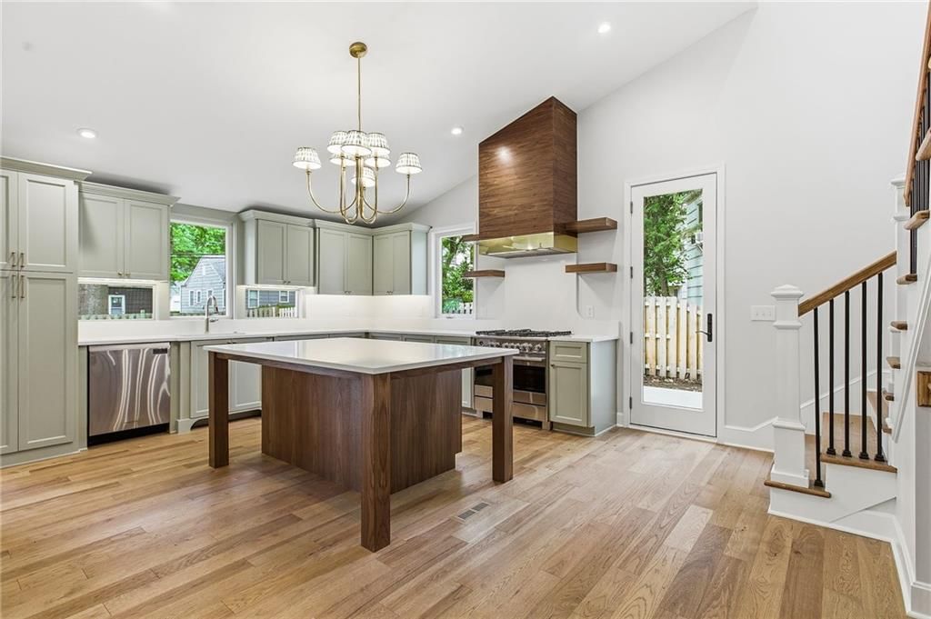 4113 W 67th Street — photo 4