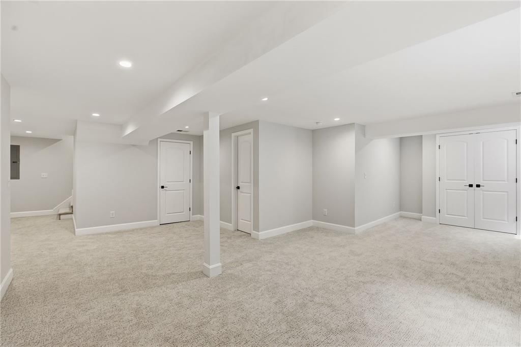 4113 W 67th Street — photo 47